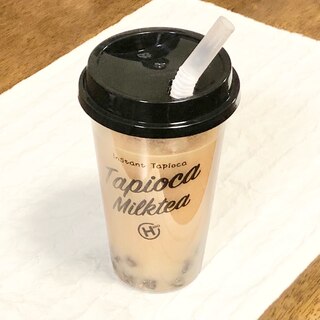 簡単⭐たっぷりタピオカほうじ茶黒糖ミルクティー